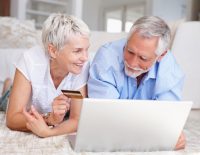 Займы пенсионерам на карту Маэстро онлайн