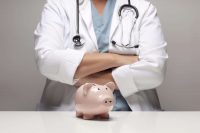 Зарплата медикам в 2022 году: последние новости из Госдумы